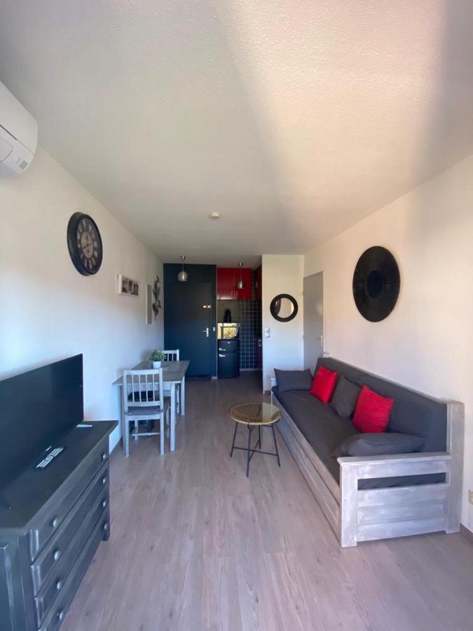 Mer et soleil Bormes-les-Mimosas Extérieur photo