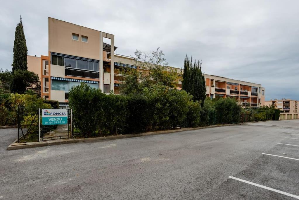 Mer et soleil Bormes-les-Mimosas Extérieur photo