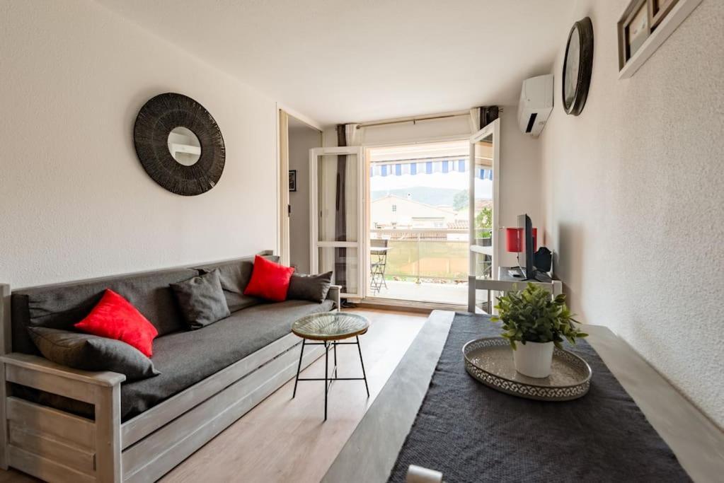 Mer et soleil Bormes-les-Mimosas Extérieur photo
